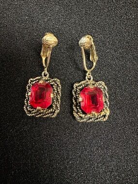 Vintage 1969 Sarah Coventry “Majorca” Ruby Red Gold-Tone Clip-On Earrings
